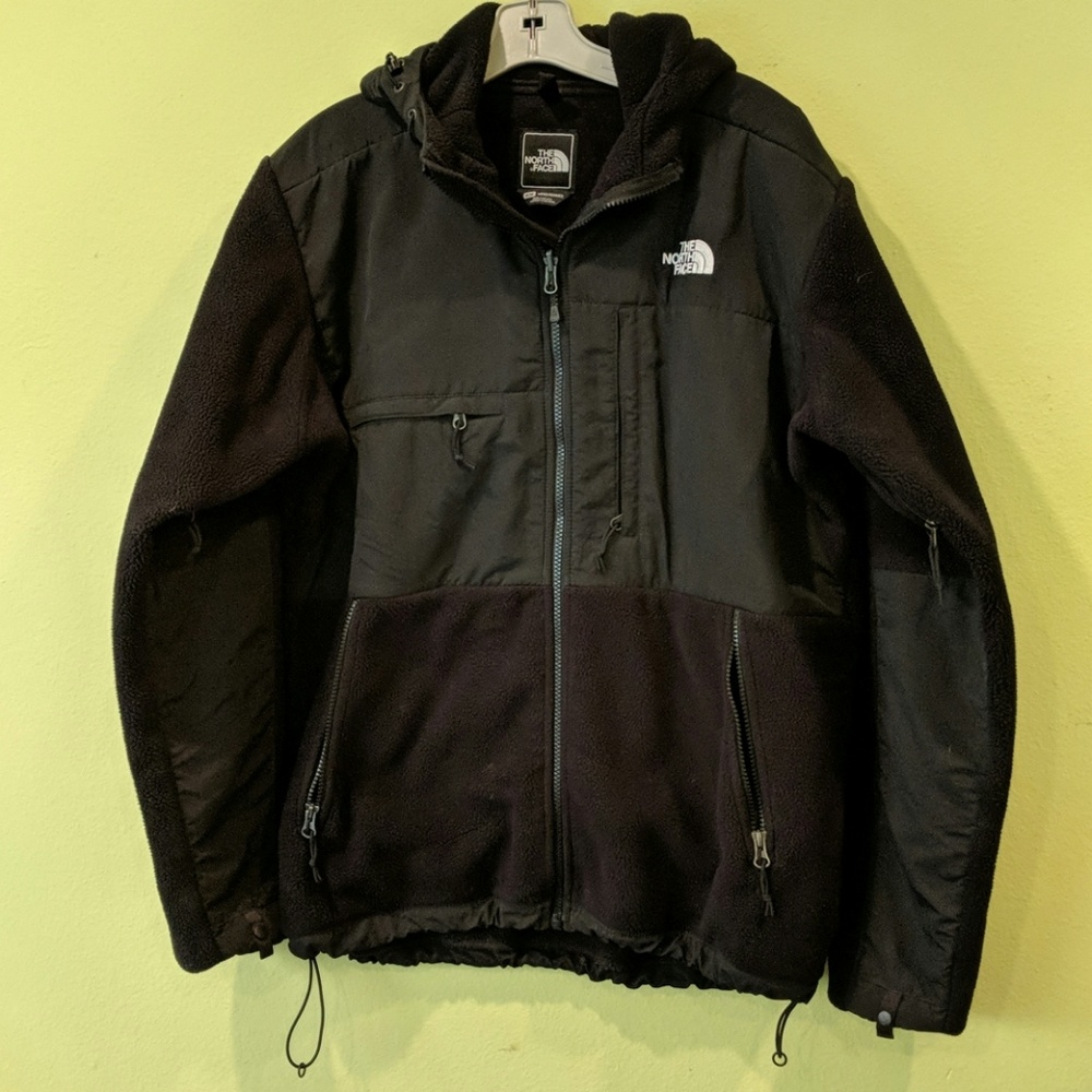 Hooded Denali Northface jacket